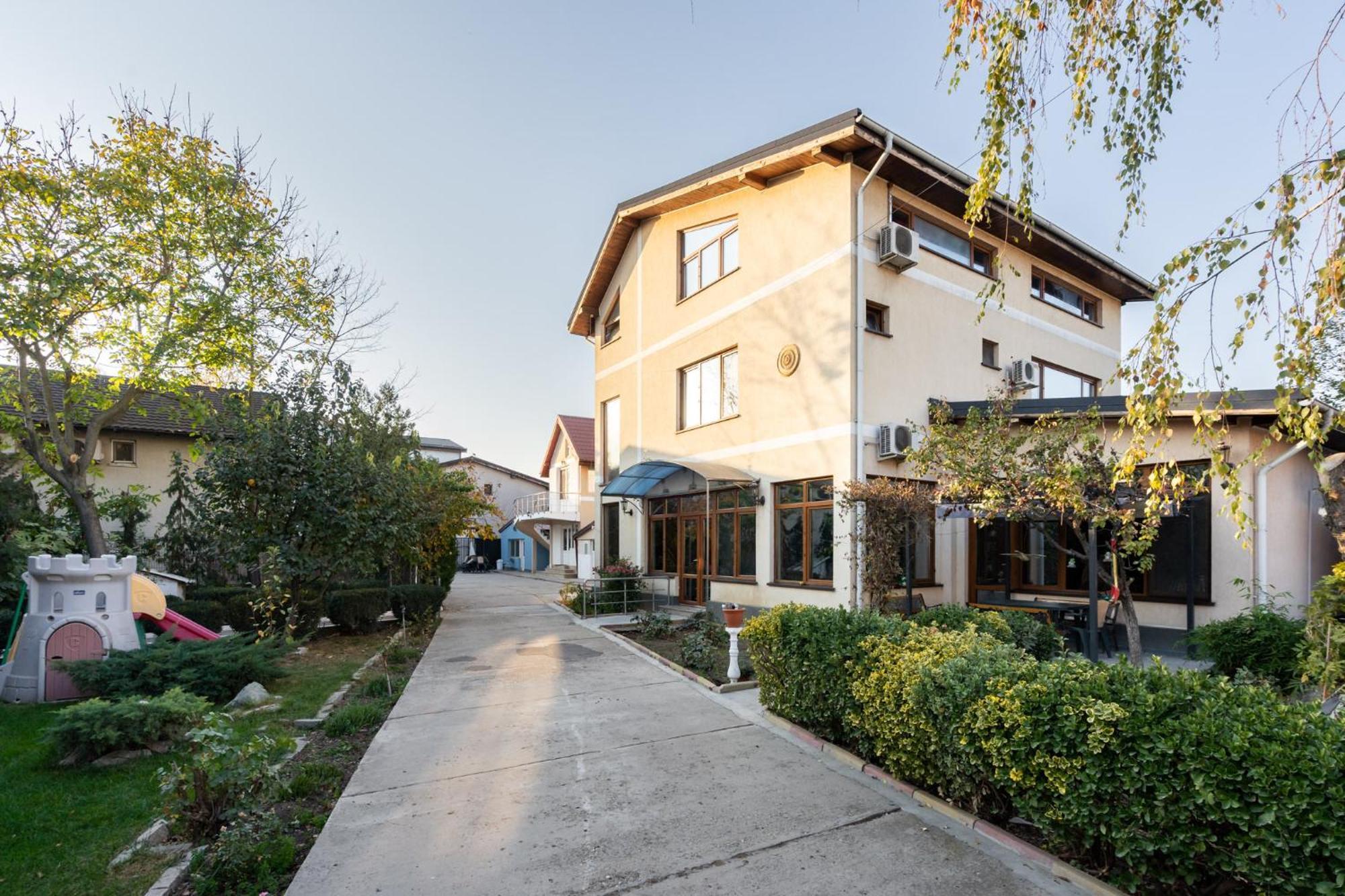 Cristalex Villaverde Bucharest Pantelimon Ngoại thất bức ảnh