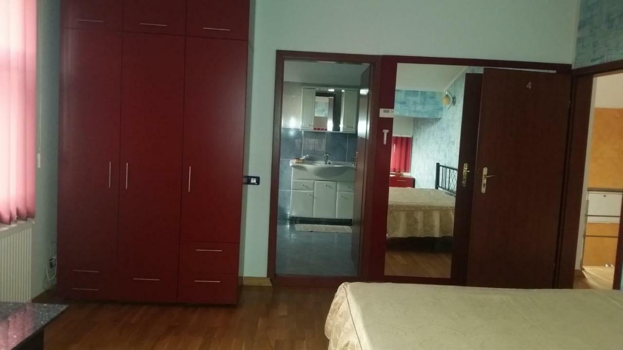 Cristalex Villaverde Bucharest Pantelimon Ngoại thất bức ảnh