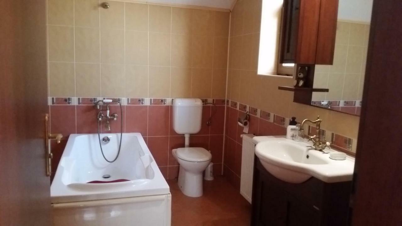 Cristalex Villaverde Bucharest Pantelimon Ngoại thất bức ảnh