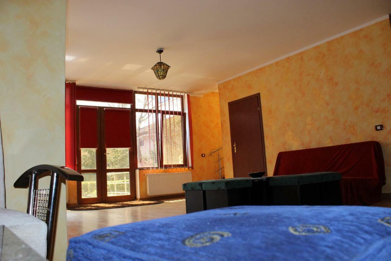 Cristalex Villaverde Bucharest Pantelimon Ngoại thất bức ảnh