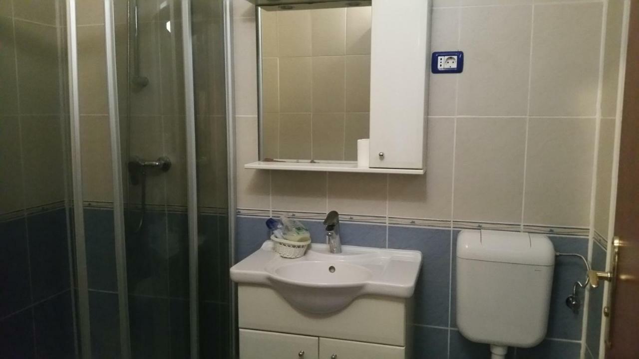 Cristalex Villaverde Bucharest Pantelimon Ngoại thất bức ảnh