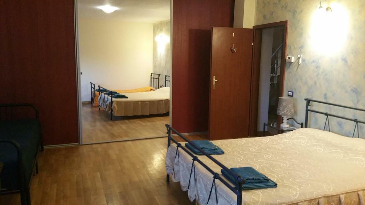Cristalex Villaverde Bucharest Pantelimon Ngoại thất bức ảnh